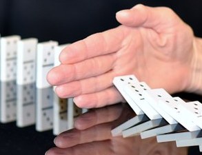 domino-665547__340 domino-665547__340