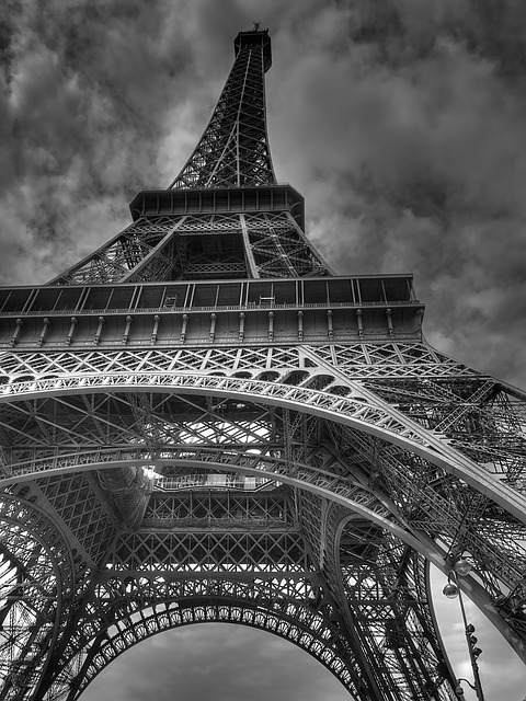 eiffel-tower-522344_640